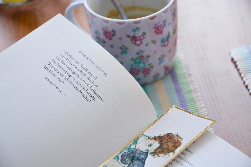 jak zrobić zakładkę do książki